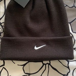 Nike Accessories - NEW! Nike swoosh cuffed beanie knit hat Nike Accessories - NEW! Nike swoosh cuffed beanie knit hat